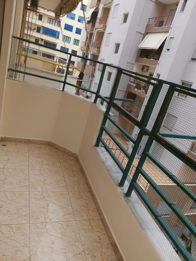 Home Vlore Luaran gambar